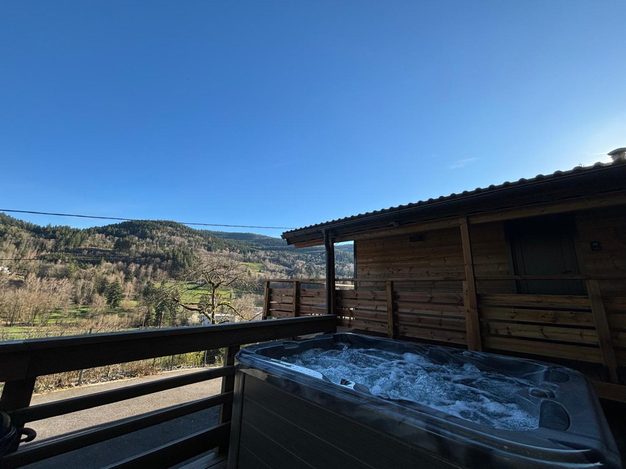 Chalet Du Faubourg & Jacuzzi, Proximite Gerardmer & La Bresse Rochesson Dış mekan fotoğraf